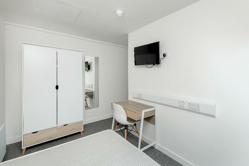 Additional image 13 of Banglo House, Lower Bristol Road