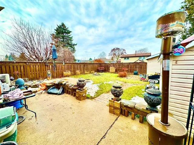 Additional image 19 of 196 Traynor Ave