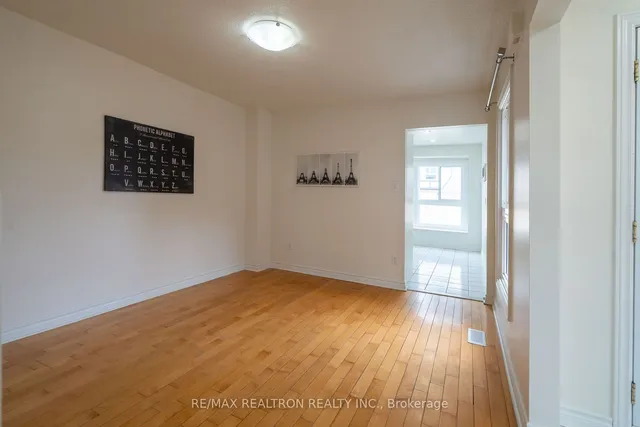 Additional image 10 of 2 Dailing Gate Unit 9