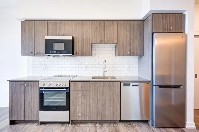 Additional image 9 of 15 Wellington St Unit 303