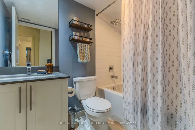 Additional image 12 of 400 Adelaide St Unit 719