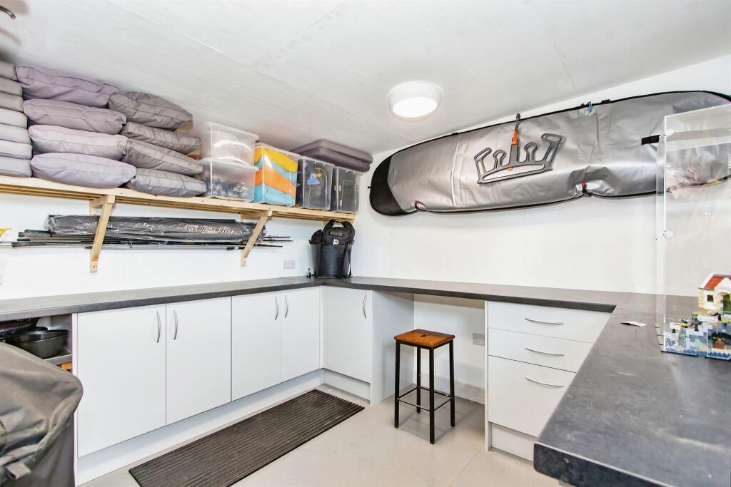 Additional image 7 of Broadleaze, Yeovil