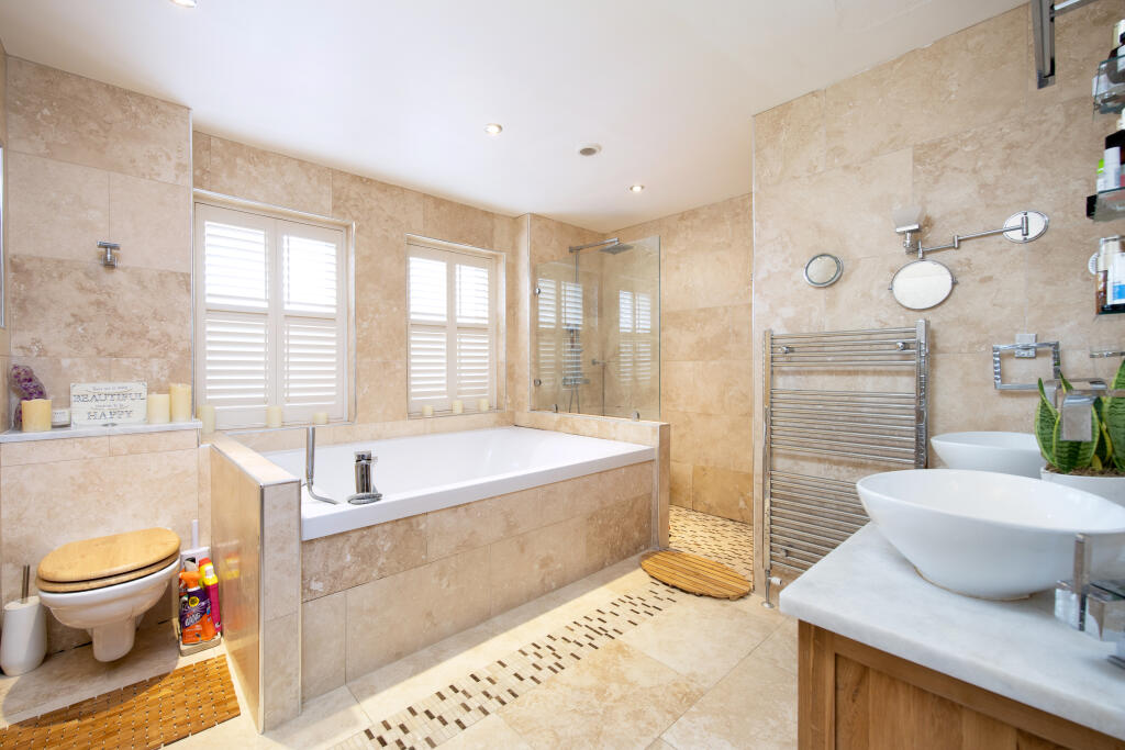 Additional image 23 of Oak Tree House, Hilperton