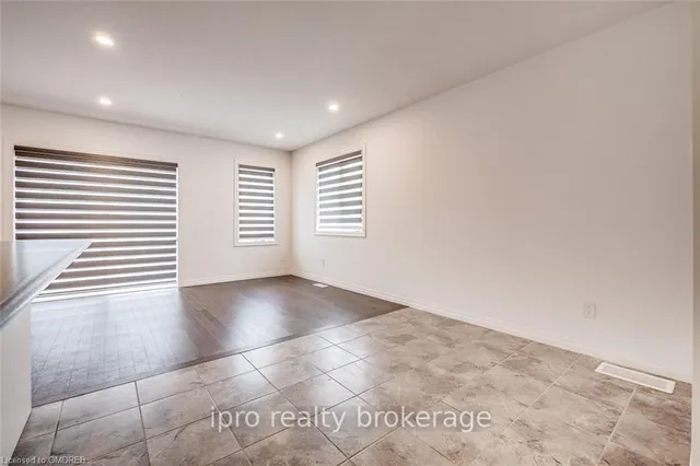 Additional image 10 of 11 SHEDROW Pl