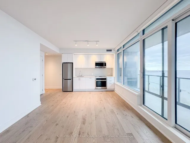 Additional image 3 of 1926 Lake Shore Blvd Unit 2010E