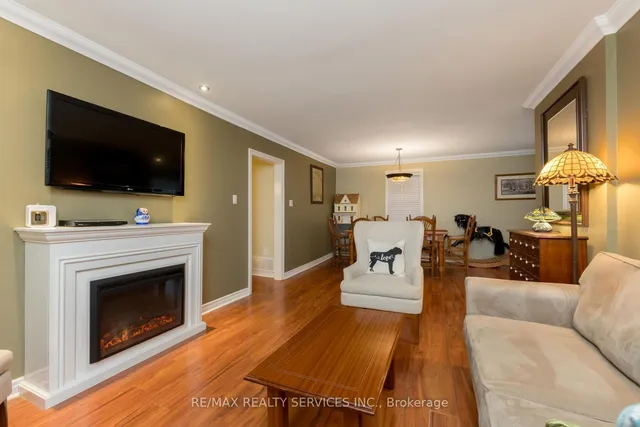 Additional image 15 of 111 Denison Ave