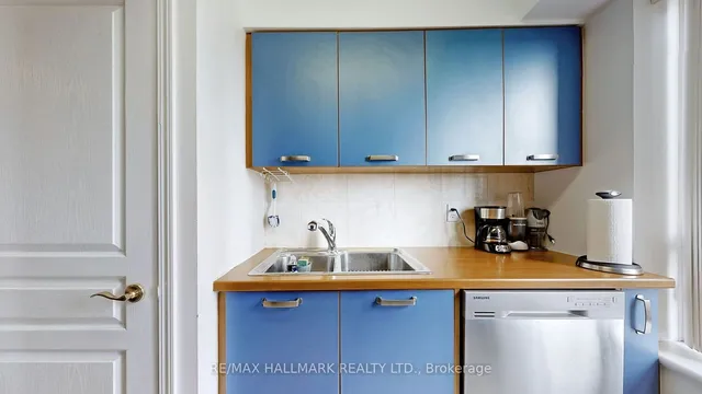 Additional image 14 of 51 HARRISON GARDEN Blvd Unit 707