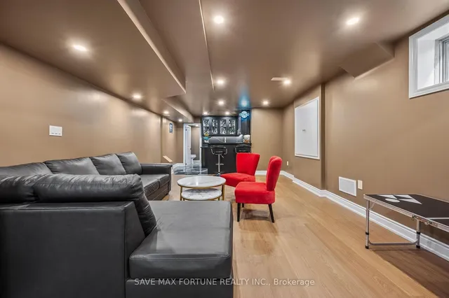 Additional image 27 of 42 Kambalda Rd