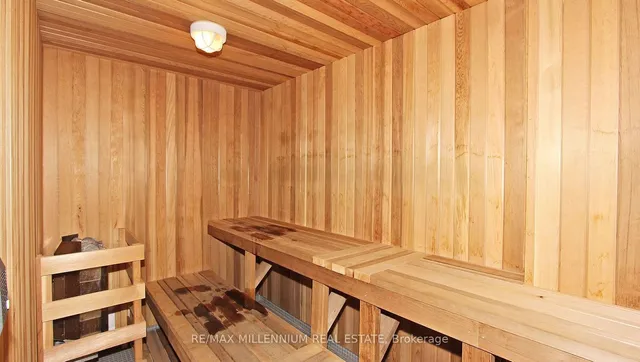 Additional image 16 of 209 Fort York Blvd Unit 473