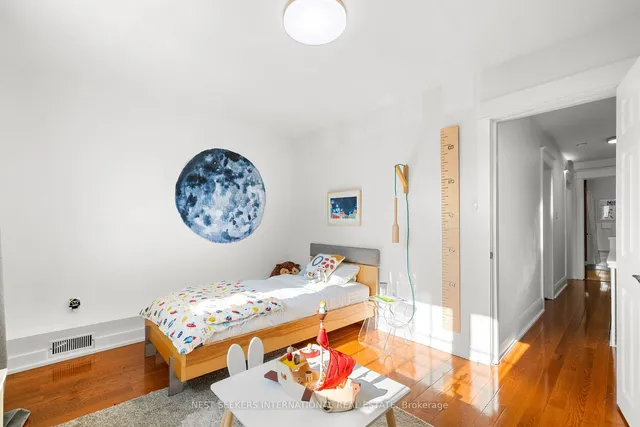 Additional image 28 of 40 Linton Ave