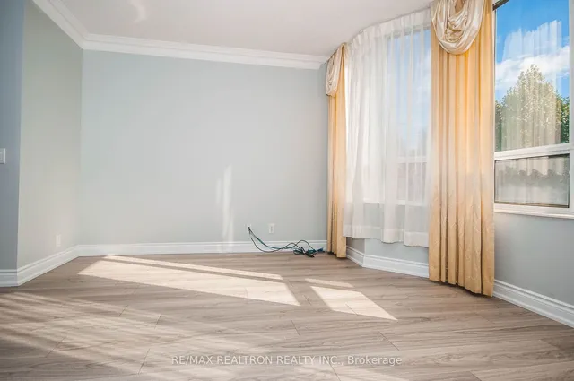 Additional image 16 of 78 Harrison Garden Blvd Unit 307