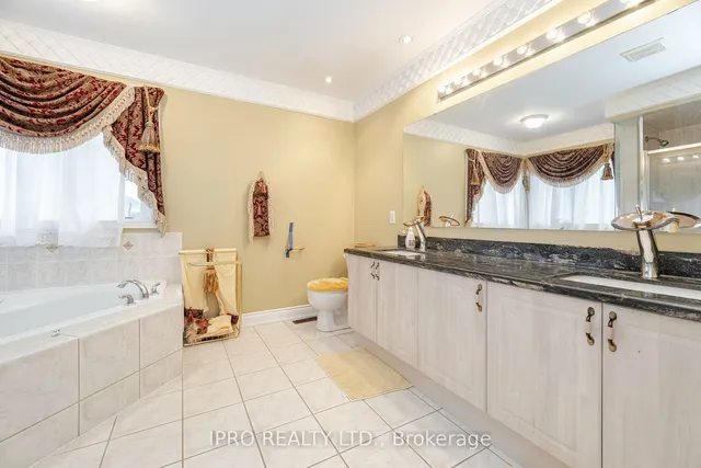 Additional image 28 of 2 Hugo Rd