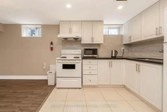 Additional image 30 of 26 Windermere Crt