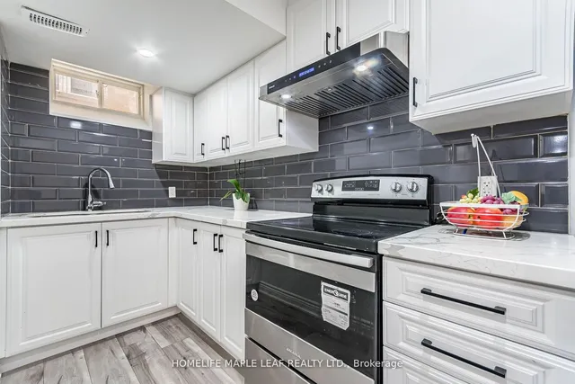 Additional image 33 of 17 Matagami St