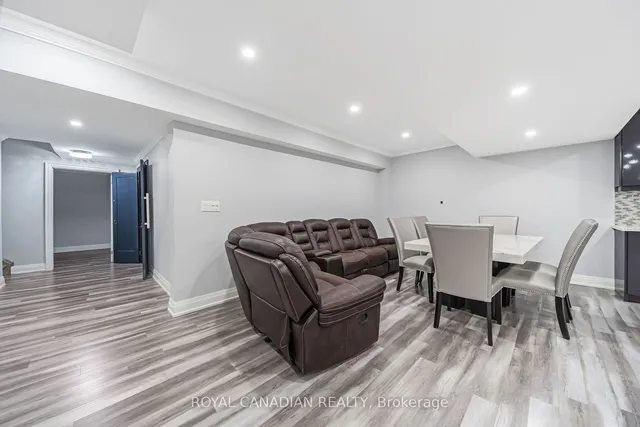 Additional image 34 of 20 Falkland Rd