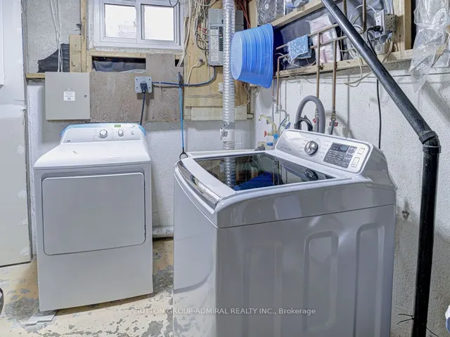 Additional image 39 of 92 Simmons Blvd