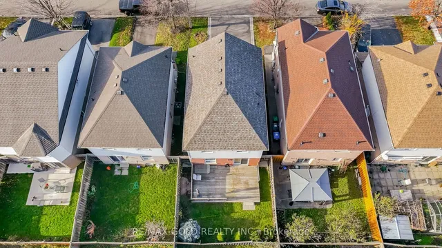 Additional image 28 of 79 Ridgemore Cres