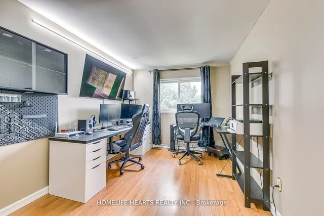 Additional image 24 of 42 Sandringham Crt