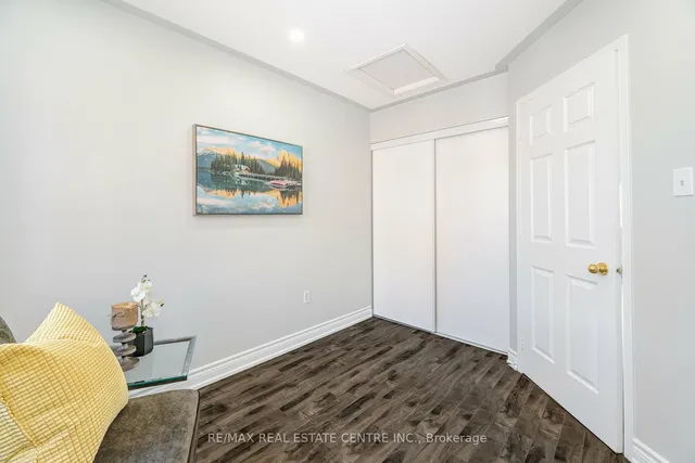 Additional image 26 of 120 Railroad St Unit 14