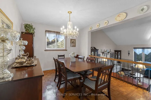 Additional image 11 of 107 Royal Palm Dr