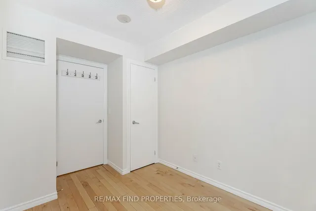 Additional image 22 of 12 Yonge St Unit 1505