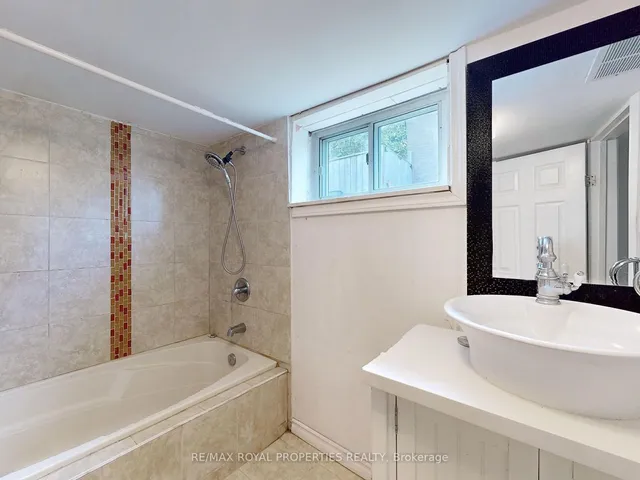 Additional image 33 of 89 Cree Ave