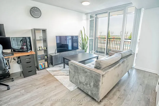 Additional image 9 of 3091 Dufferin St Unit 1006