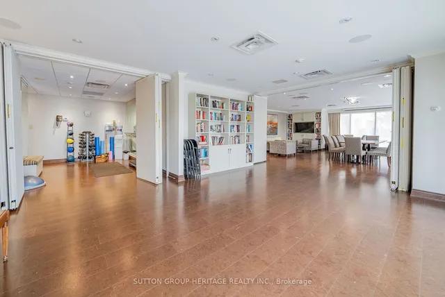 Additional image 39 of 63 St Clair Ave Unit 706