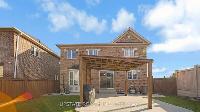 Additional image 38 of 22 Adeline Crt