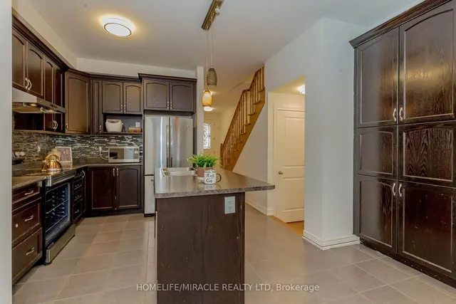 Additional image 6 of 9 Dufay Rd