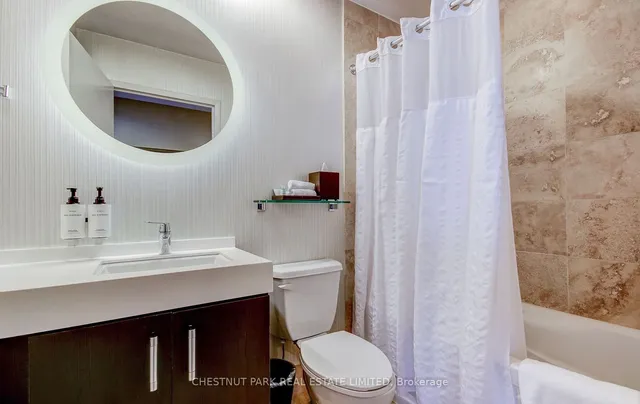 Additional image 8 of 1 King St Unit 2603