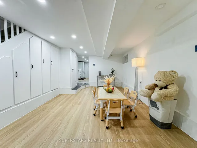 Additional image 23 of 120 Ascot Ave