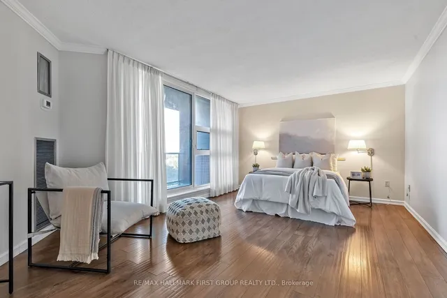 Additional image 17 of 10 Dean Park Rd Unit 610