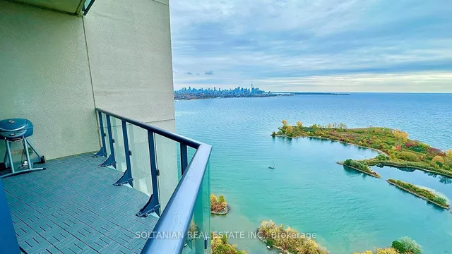 Additional image 4 of 59 Annie Craig Dr Unit PH3604