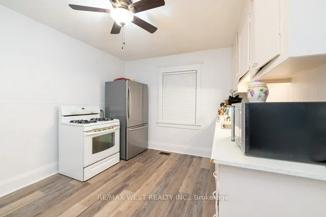 Additional image 16 of 3 Chambers Ave