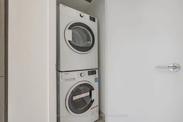 Additional image 17 of 55 Mercer St Unit 1711