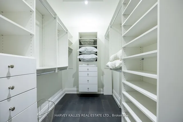 Additional image 25 of 3525 Yonge St Unit 5