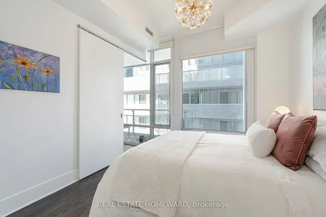 Additional image 18 of 29 Queens Quay Unit 902