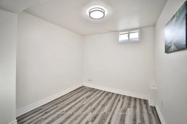 Additional image 30 of 55 Samantha Cres