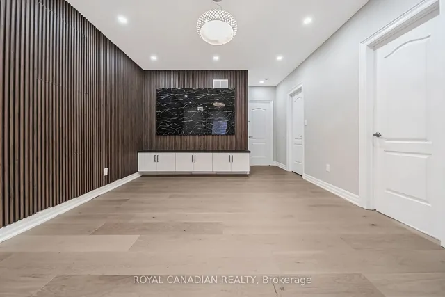 Additional image 24 of 20 Falkland Rd