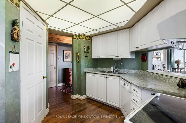 Additional image 14 of 320 Mill St Unit 1109