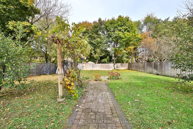 Additional image 5 of 24 Wedgewood Dr