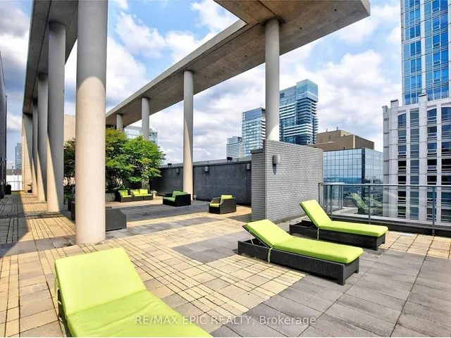 Additional image 27 of 770 Bay St Unit PH308