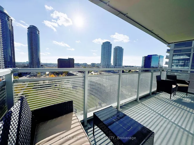 Additional image 23 of 255 Village Green Sq Unit 902