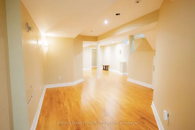 Additional image 24 of 21 Summerdale Cres