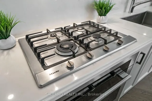 Additional image 12 of 181 Davenport Rd Unit 201