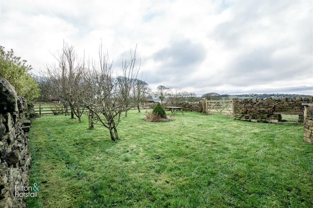 Additional image 41 of Barnmeadow House, Southfield, Burnley