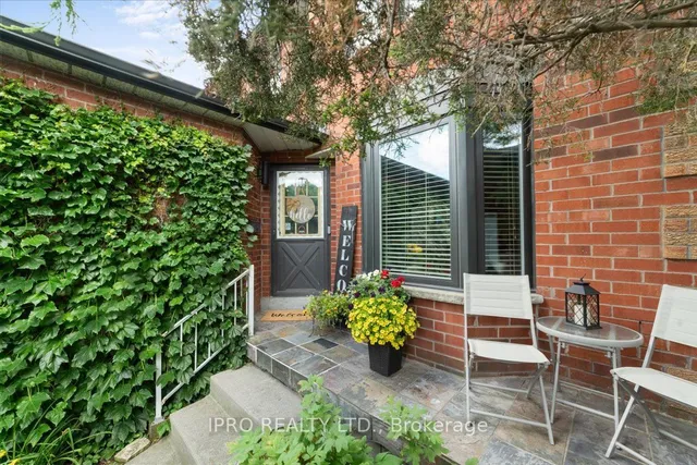 Additional image 4 of 77 Lord Simcoe Dr