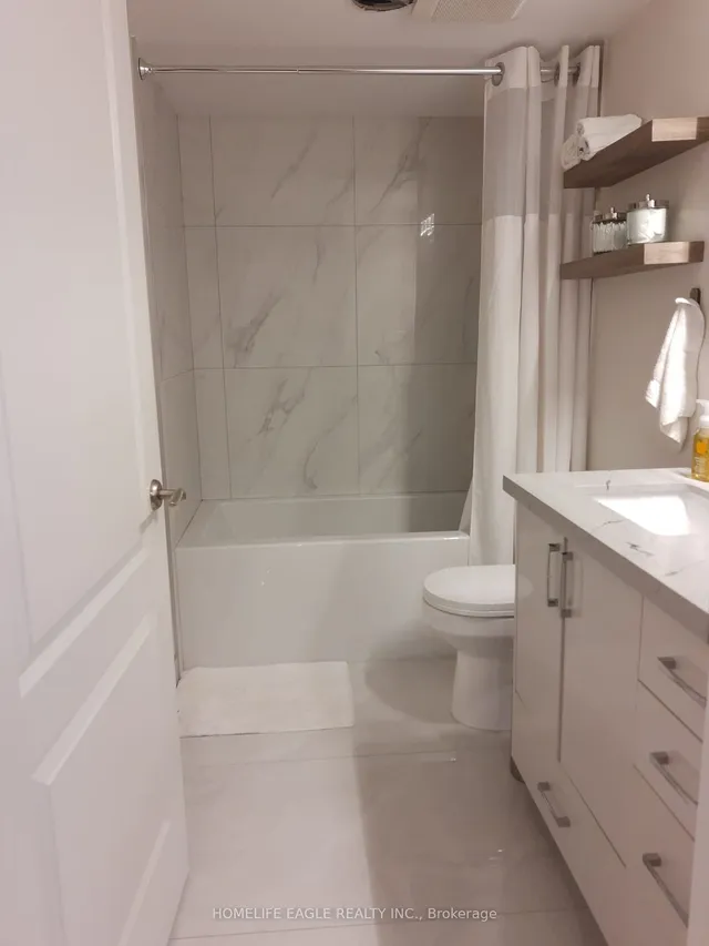 Additional image 21 of 205 The Donway West Unit 226