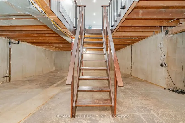 Additional image 30 of 6 Devlin Pl